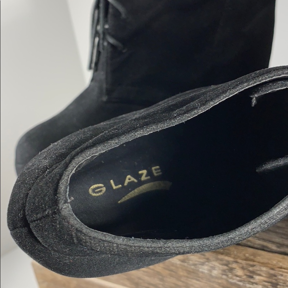 Glaze Suede Black Booties - Picture 4 of 6